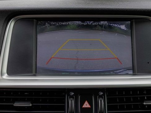 Used 2019 Kia Optima S w/ S Panoramic Sunroof Package image 44