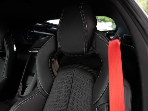 Used 2025 Chevrolet Corvette Z06 w/ Z07 Performance Package RWD image 18