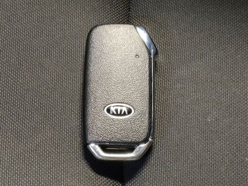 Used 2020 Kia Forte GT-Line image 32