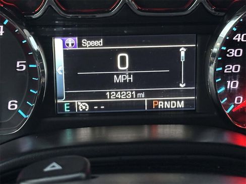 Used 2015 Chevrolet Silverado 1500 LT w/ LT Convenience Package image 22