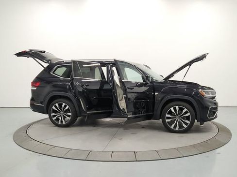 Used 2021 Volkswagen Atlas SEL Premium AWD/4WD image 16