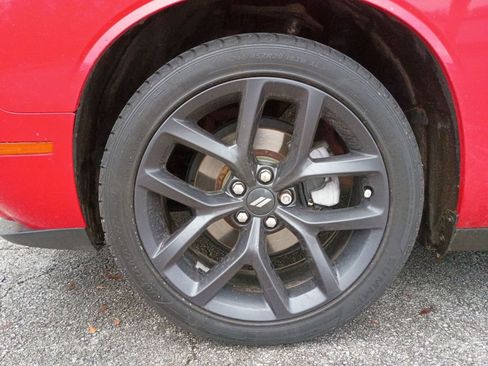 Used 2021 Dodge Challenger SXT w/ Blacktop Package image 10