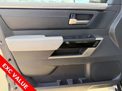Used 2024 Toyota Tundra Limited AWD/4WD image 20
