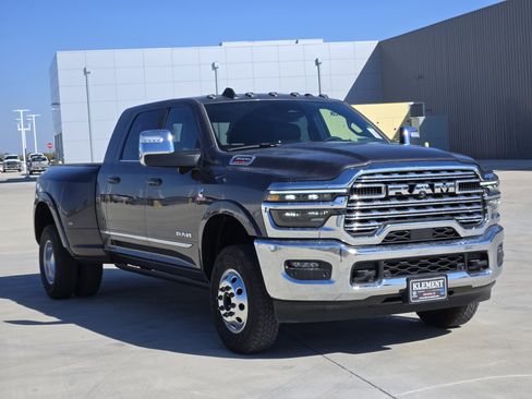 New 2026 RAM 3500 Limited image 3
