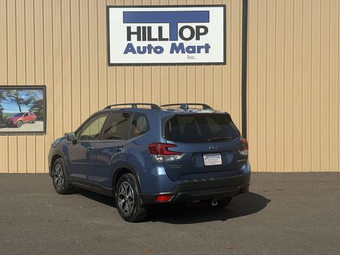 Used 2021 Subaru Forester Premium AWD/4WD image 6