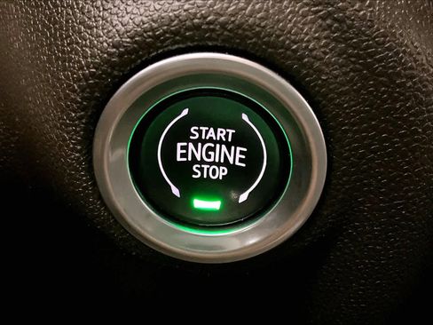 Used 2021 GMC Sierra 1500 SLT image 34