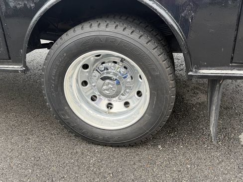 Used 2022 RAM 5500 Tradesman AWD/4WD image 18