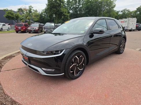 Used 2024 Hyundai Ioniq 5 SEL AWD/4WD image 1