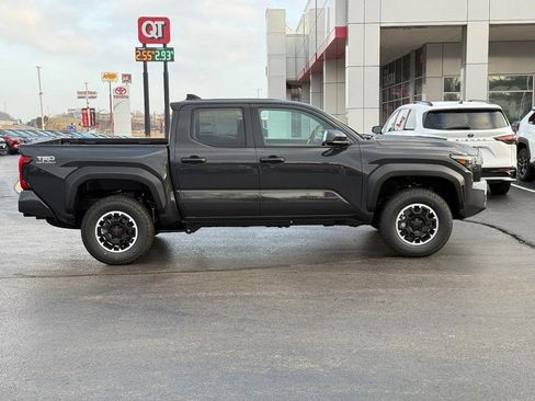 New 2026 Toyota Tacoma TRD Off-Road image 2
