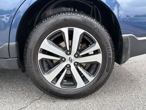 Used 2019 Subaru Outback 3.6R Limited w/ Popular Package #2 AWD/4WD image 20