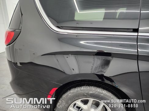 New 2026 Chrysler Voyager LX image 24