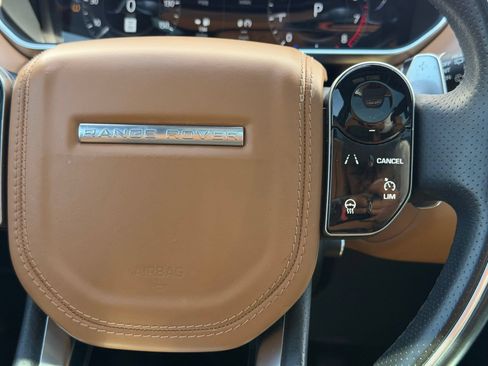 Used 2018 Land Rover Range Rover Sport HSE Dynamic AWD/4WD image 16