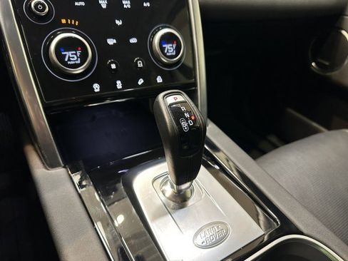 Used 2023 Land Rover Discovery Sport SE image 11