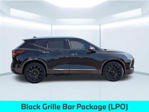 Used 2023 Chevrolet Blazer Premier w/ Driver Confidence II Package FWD image 8