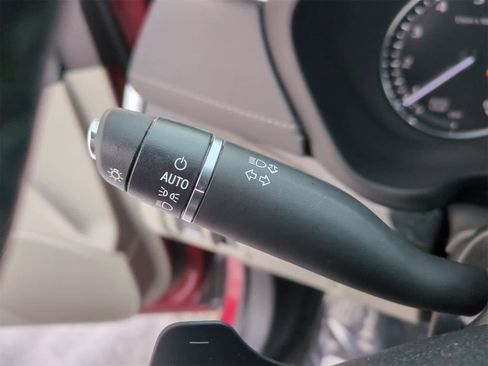 Used 2019 Cadillac XT4 Premium Luxury image 27