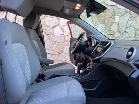 Used 2020 Chevrolet Sonic LT FWD image 14