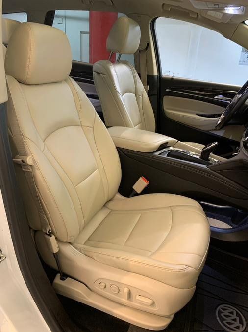 Used 2020 Buick Enclave Premium w/ Sun and Sites Package AWD/4WD image 20