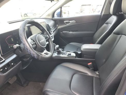Certified 2024 Kia Sportage EX FWD image 18