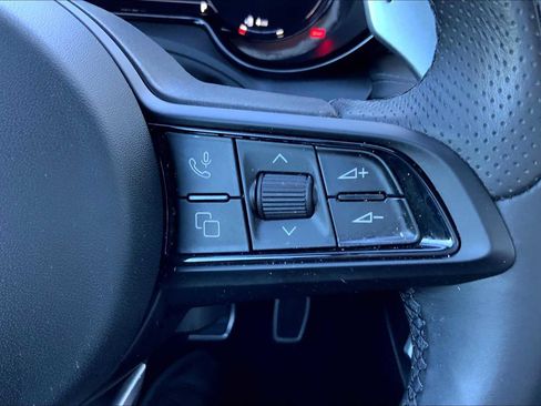 Used 2024 Alfa Romeo Tonale Veloce image 24