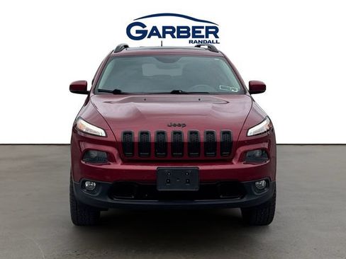 Used 2017 Jeep Cherokee High Altitude AWD/4WD image 8
