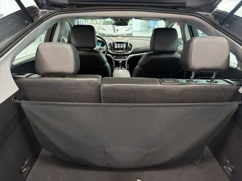Used 2018 Chevrolet Volt LT w/ Comfort Package FWD image 26