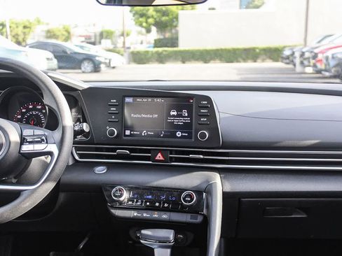 Certified 2023 Hyundai Elantra SEL w/ Cargo Package FWD image 17