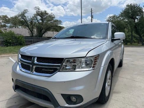 Used 2012 Dodge Journey SXT w/ Popular Equipment Group image 4