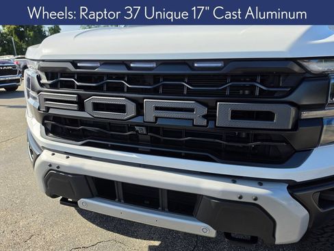 Used 2025 Ford F150 Raptor AWD/4WD image 13