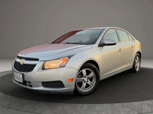 Used 2012 Chevrolet Cruze LT image 1