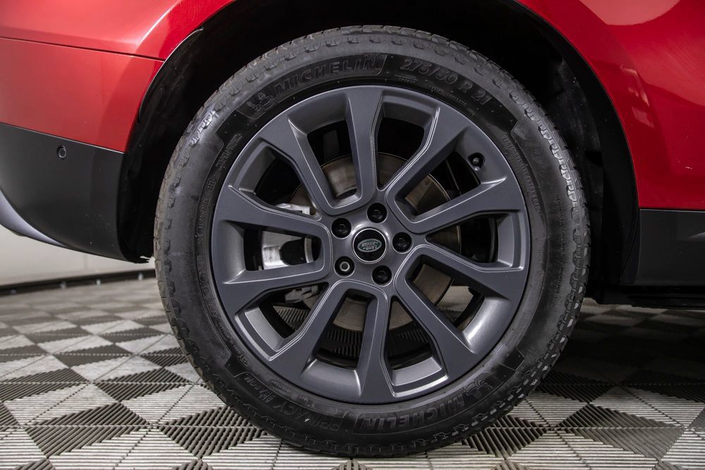 Used 2023 Land Rover Range Rover Sport SE AWD/4WD image 40