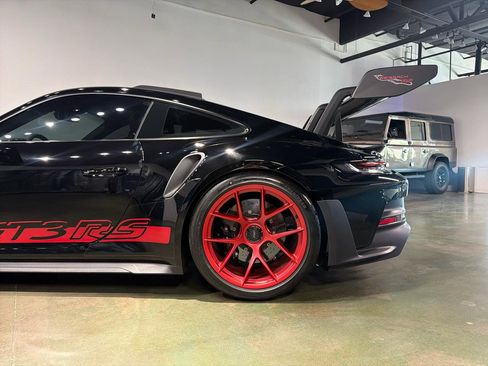 Used 2025 Porsche 911 GT3 RS RWD image 5
