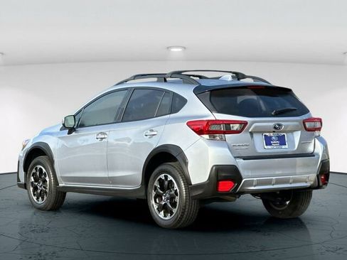 Used 2023 Subaru Crosstrek 2.0i Premium image 4