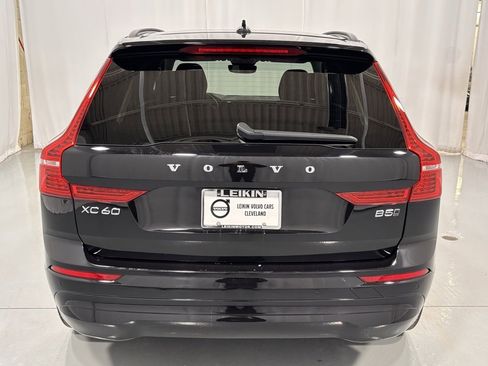 Certified 2023 Volvo XC60 B5 Core w/ Climate Package image 7