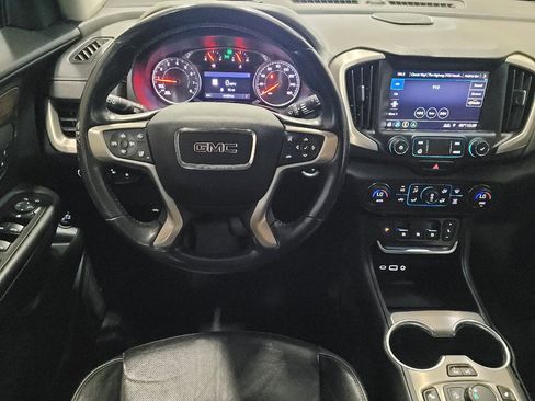 Used 2020 GMC Terrain Denali w/ Denali Premium Package FWD image 22