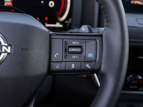 Used 2025 Nissan Rogue SL w/ Tech Package AWD/4WD image 14