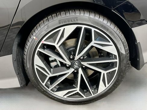 New 2025 Hyundai Ioniq 6 SEL image 23