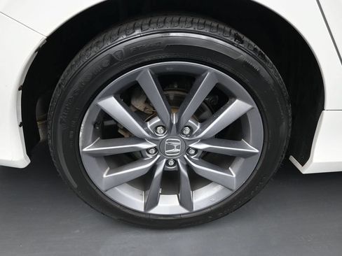 Used 2019 Honda Civic EX image 31