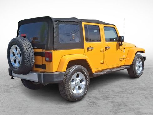 Used 2013 Jeep Wrangler Unlimited Sahara image 6