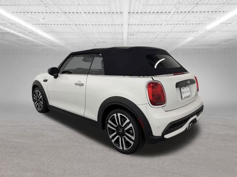 Used 2024 MINI Cooper S FWD image 3