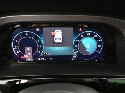 New 2026 Volkswagen Atlas Cross Sport SE image 32