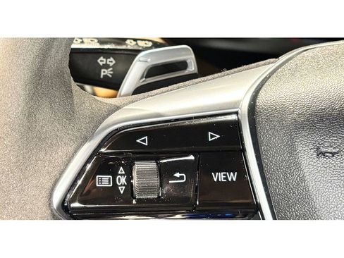 Used 2023 Audi e-tron GT Prestige w/ Prestige Package image 27