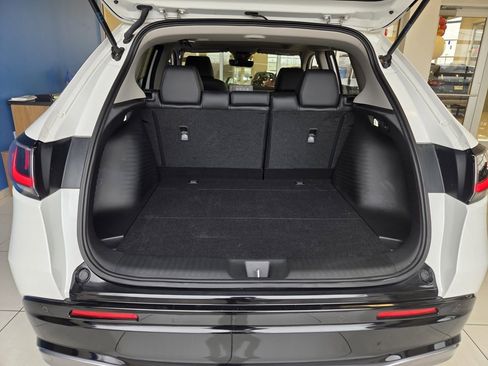 Used 2023 Honda HR-V EX-L image 9