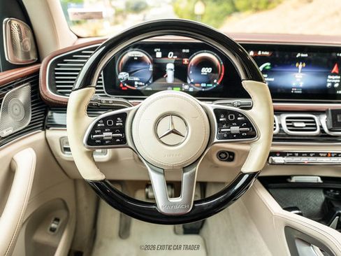 Used 2023 Mercedes-Benz Maybach GLS 600 4MATIC image 42