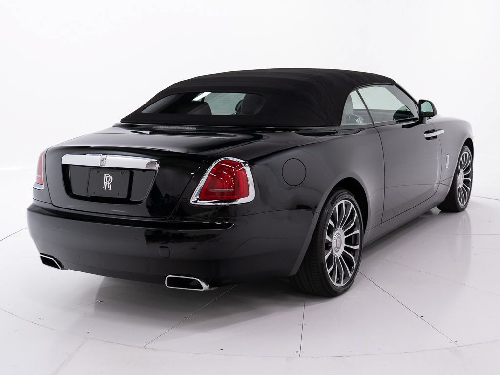 Certified 2018 Rolls-Royce Dawn RWD image 14