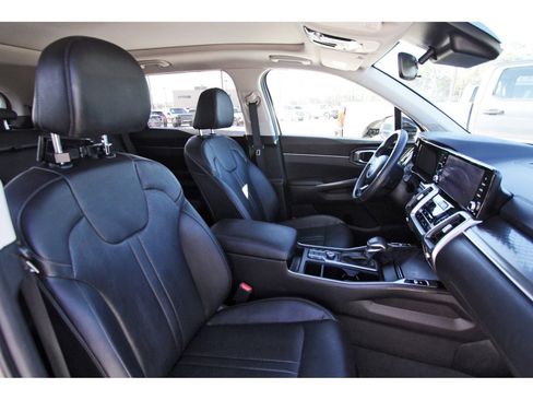 Used 2022 Kia Sorento S w/ Panoramic Sunroof Package image 26