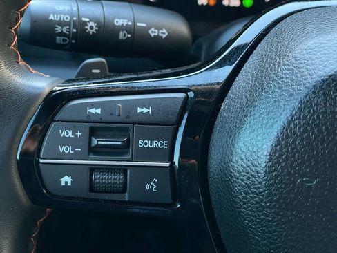 Certified 2025 Honda Pilot Sport image 15