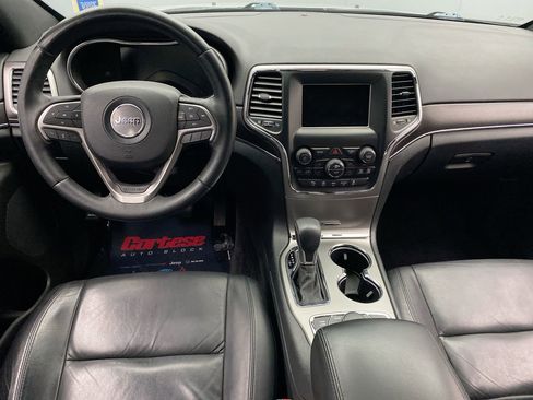 Used 2018 Jeep Grand Cherokee Limited AWD/4WD image 15