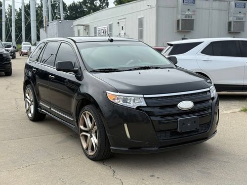 Used 2011 Ford Edge Sport w/ Driver Entry Pkg AWD/4WD image 4