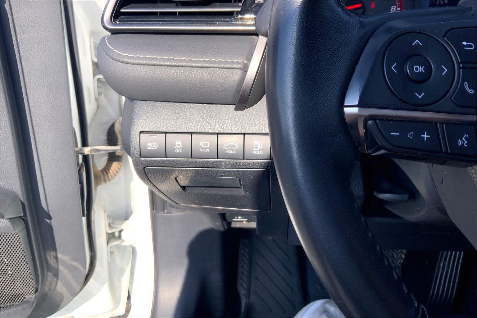 Used 2020 Toyota Camry XSE w/ Driver Assist Package FWD image 36