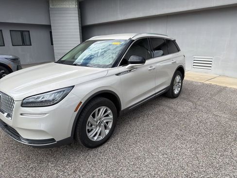 Used 2022 Lincoln Corsair FWD image 4